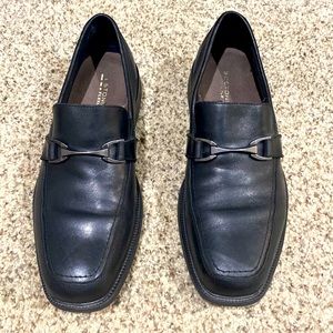 Black Bostonian Flexlite dress shoes